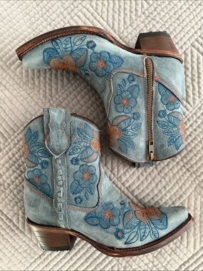 Circle G Light Blue Embroidered Floral Ankle Booties